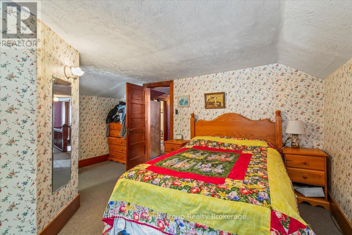 595181 4th Line, Blue Mountains, Ontario  N0H 2E0 - Photo 17 - X12957626