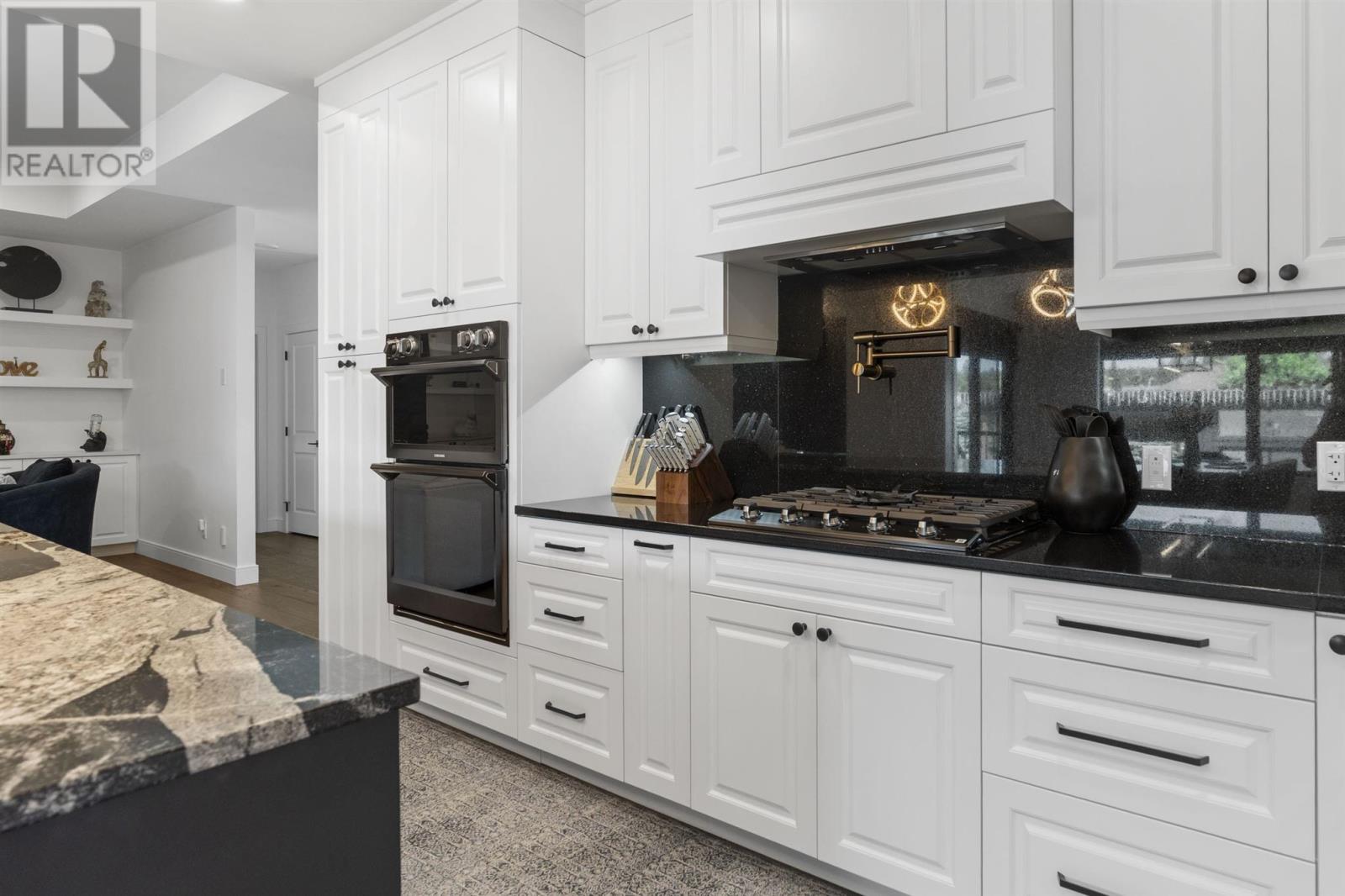 2111 Magnolia Dr, Thunder Bay, Ontario  P7K 0J3 - Photo 11 - TB2600779