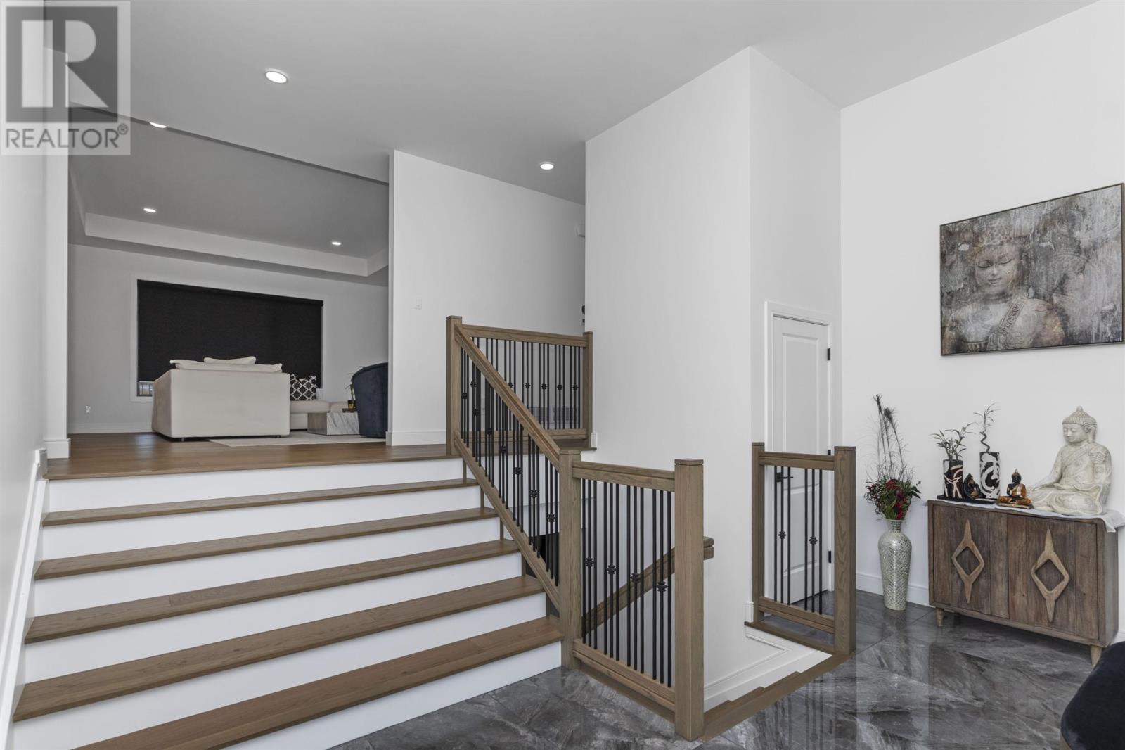 2111 Magnolia Dr, Thunder Bay, Ontario  P7K 0J3 - Photo 2 - TB2600779