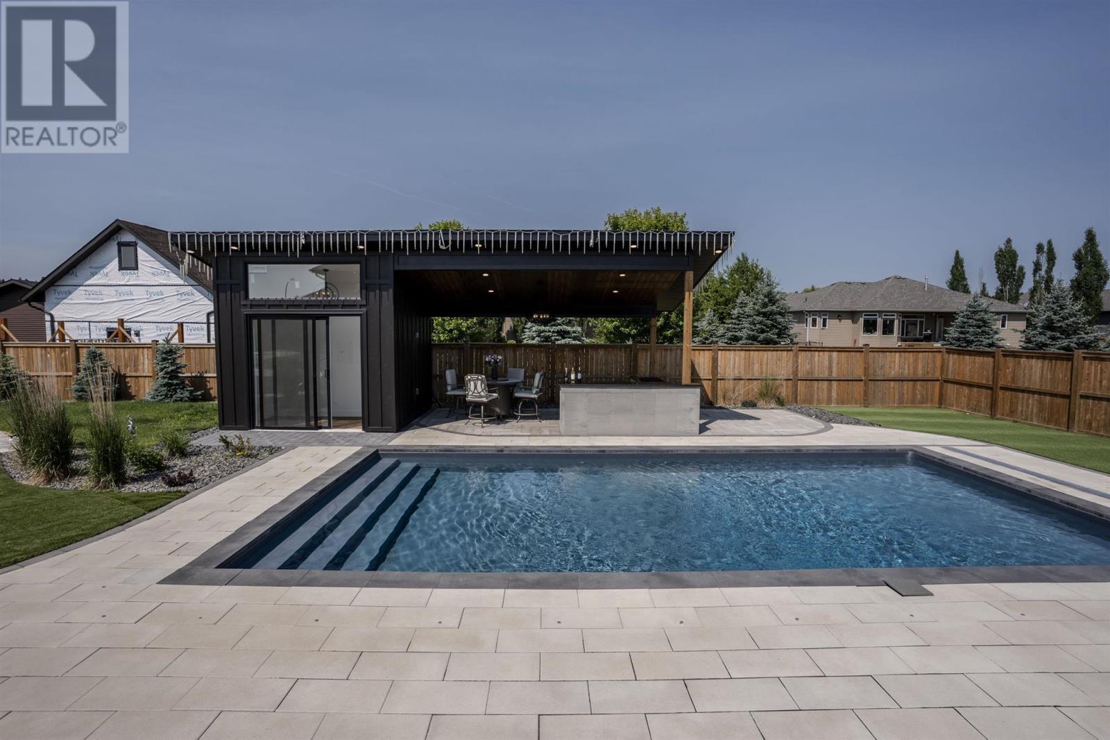 2111 Magnolia Dr, Thunder Bay, Ontario  P7K 0J3 - Photo 41 - TB2600779