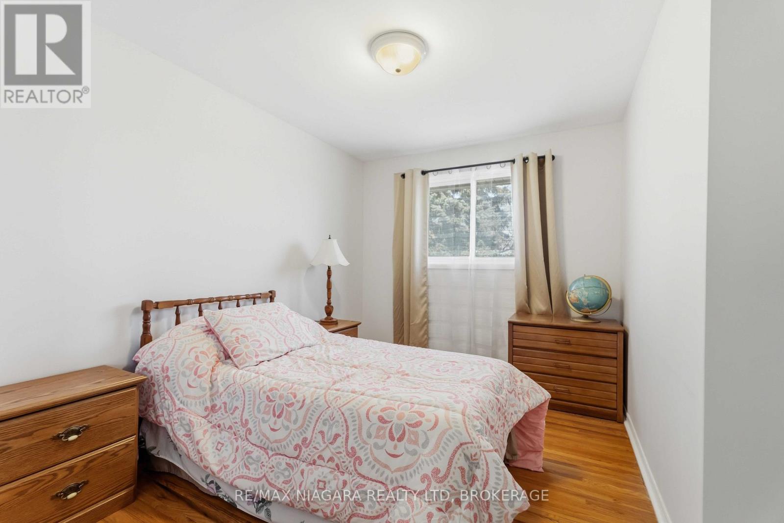 4 Rossie Place, St. Catharines, Ontario  L2P 2G6 - Photo 10 - X13032390