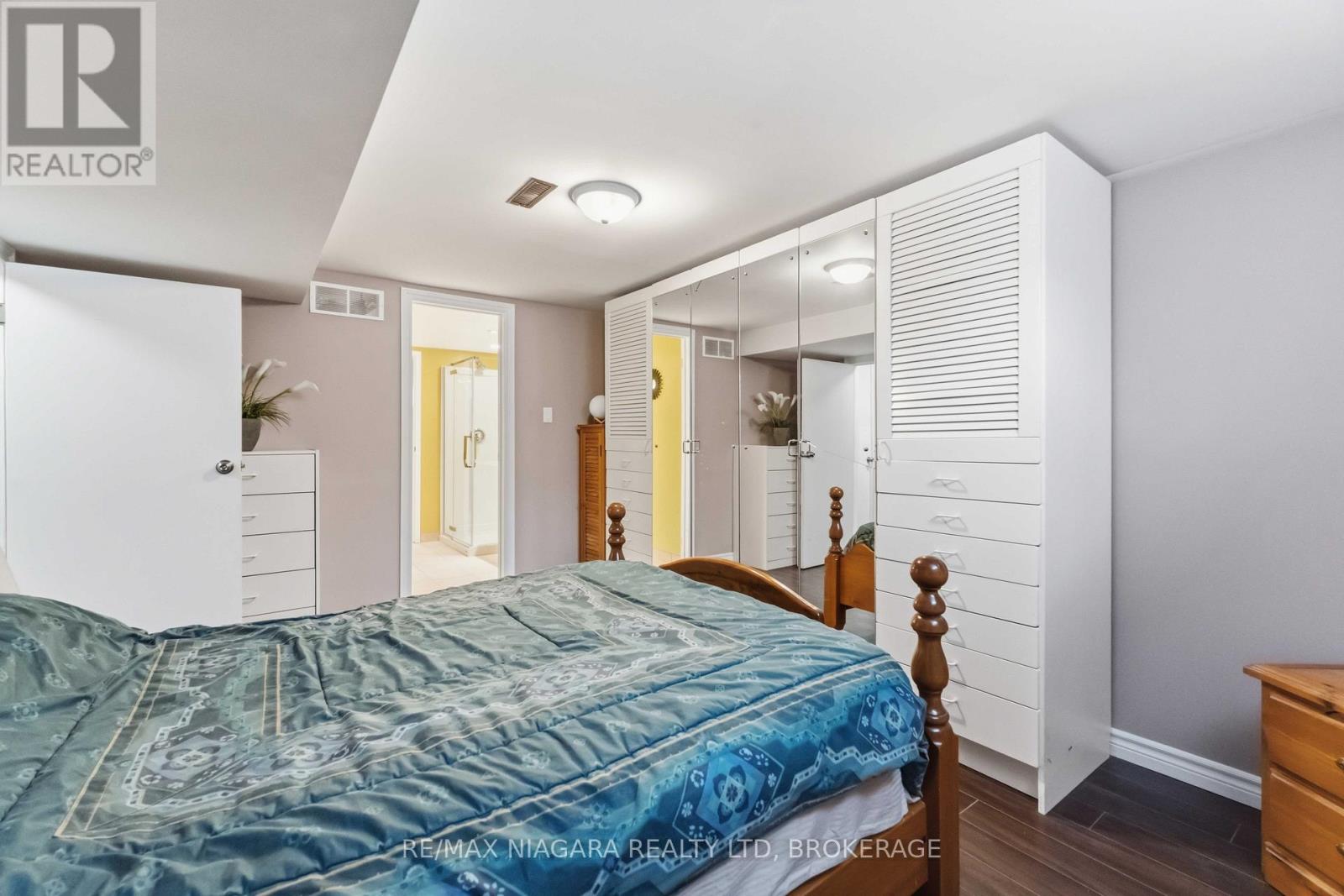 4 Rossie Place, St. Catharines, Ontario  L2P 2G6 - Photo 23 - X13032390