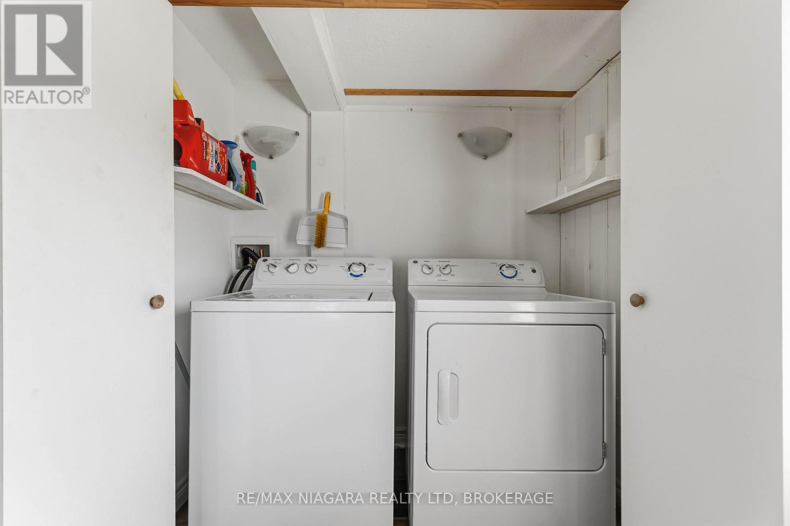 4 Rossie Place, St. Catharines, Ontario  L2P 2G6 - Photo 24 - X13032390