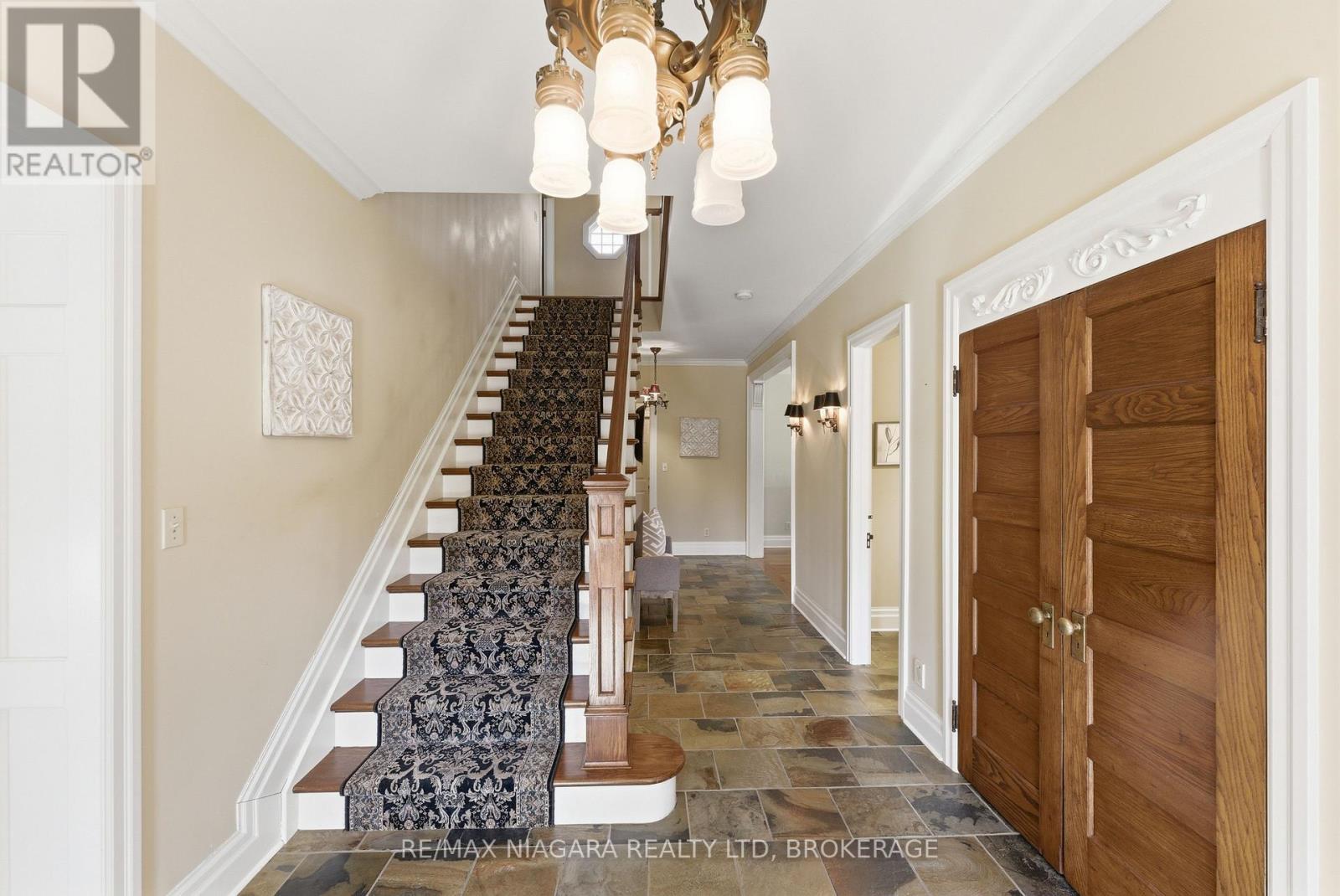 2 Samuel Street, Niagara-On-The-Lake, Ontario  L0S 1J0 - Photo 4 - X13032394