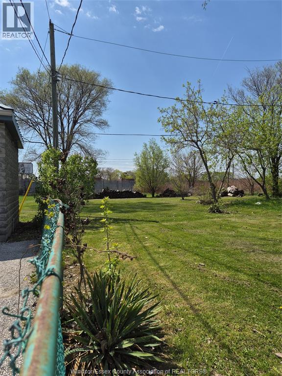 1381-83 Wellington, Windsor, Ontario  N8X 2C1 - Photo 9 - 26008945