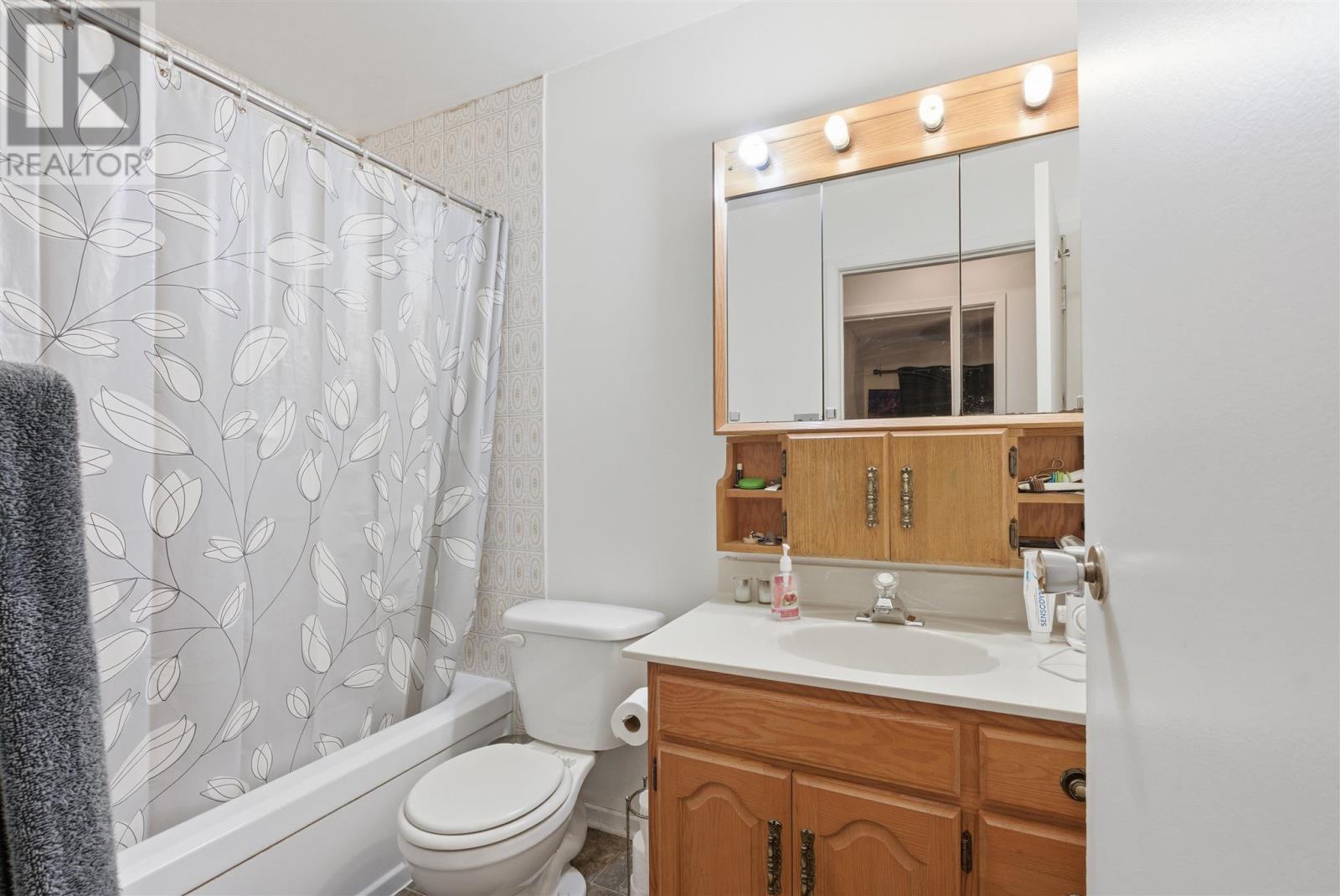 29 Laurier Rd, Elliot Lake, Ontario  P5A 2T9 - Photo 12 - SM253254