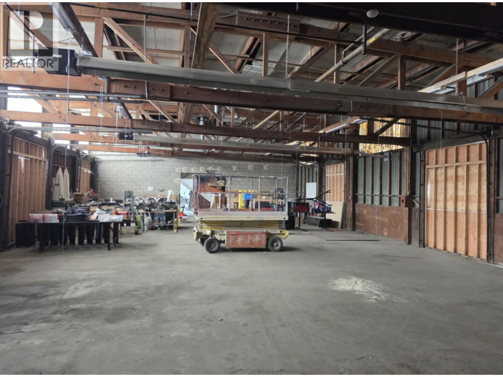 1000 1st Avenue, Prince George, British Columbia  V2L 2Y3 - Photo 2 - C8078119