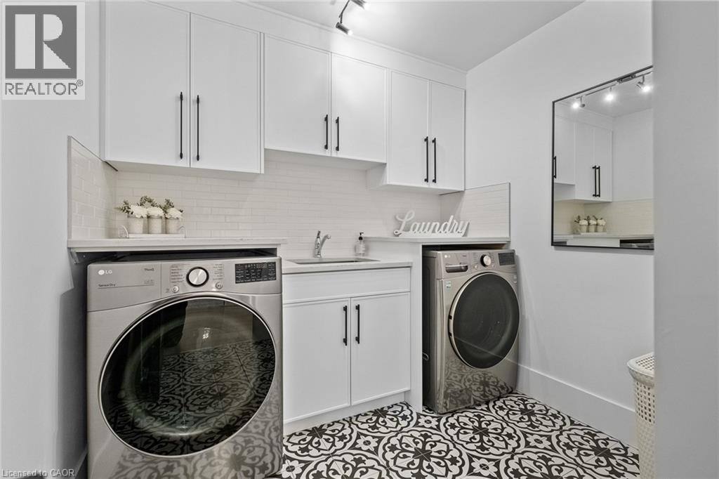 1207 Queen Street N, New Dundee, Ontario  N0B 2E0 - Photo 24 - 40823137