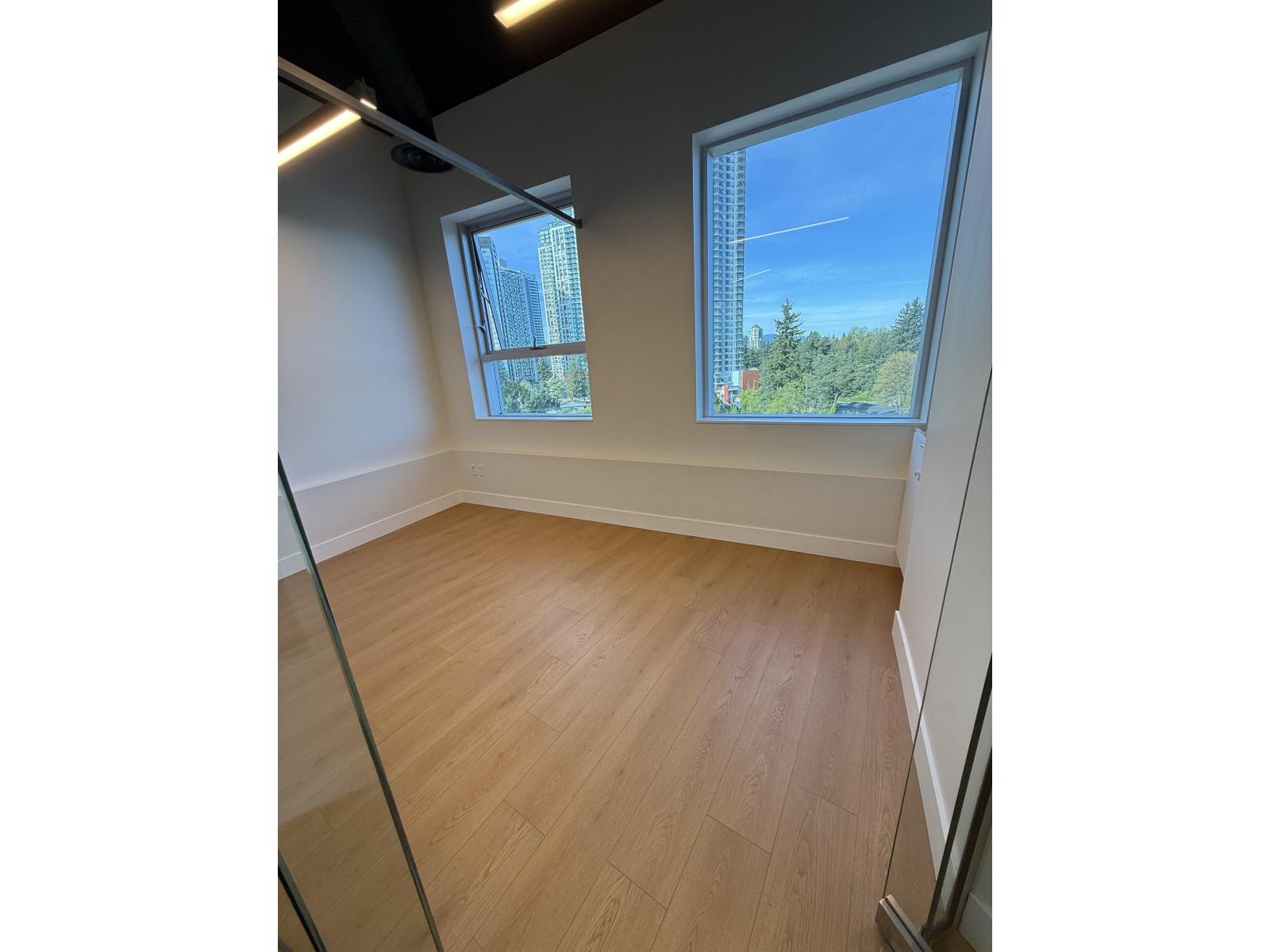 709 9686 137 Street, Surrey, British Columbia  V3T 4G7 - Photo 7 - C8078123