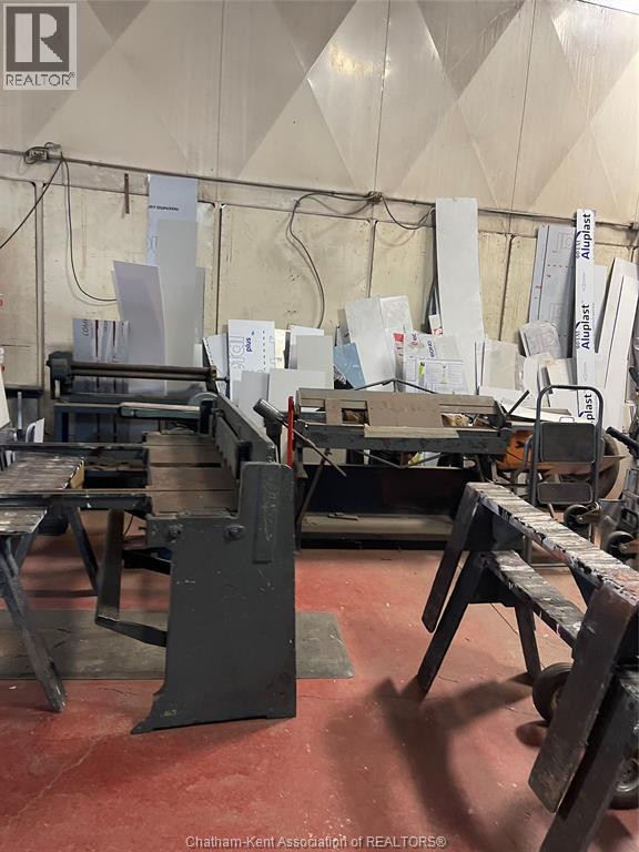 240 William Street South, Chatham, Ontario  N7M 4S9 - Photo 9 - 26003769