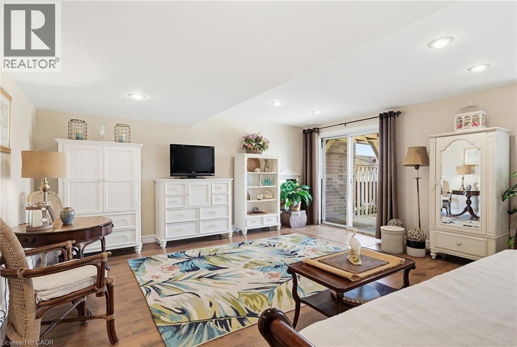 102 Northernbreeze Street, Mount Hope, Ontario  L0R 1W0 - Photo 21 - 40822340