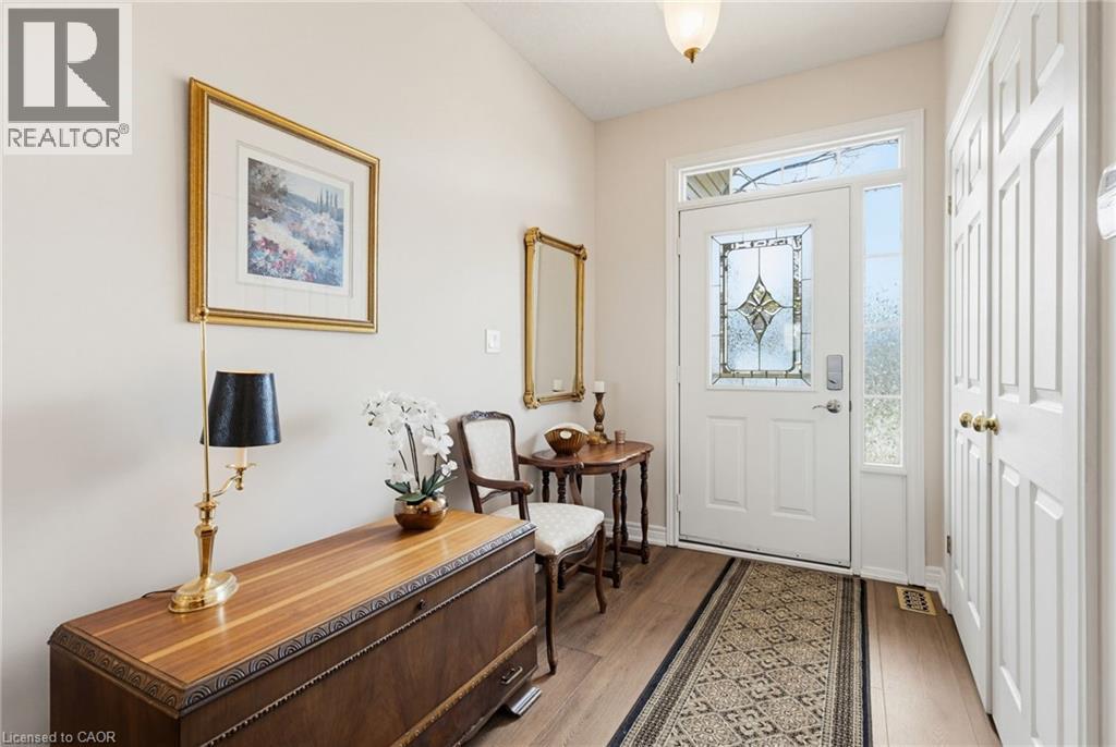 102 Northernbreeze Street, Mount Hope, Ontario  L0R 1W0 - Photo 4 - 40822340