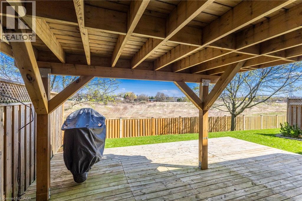 102 Northernbreeze Street, Mount Hope, Ontario  L0R 1W0 - Photo 32 - 40822340