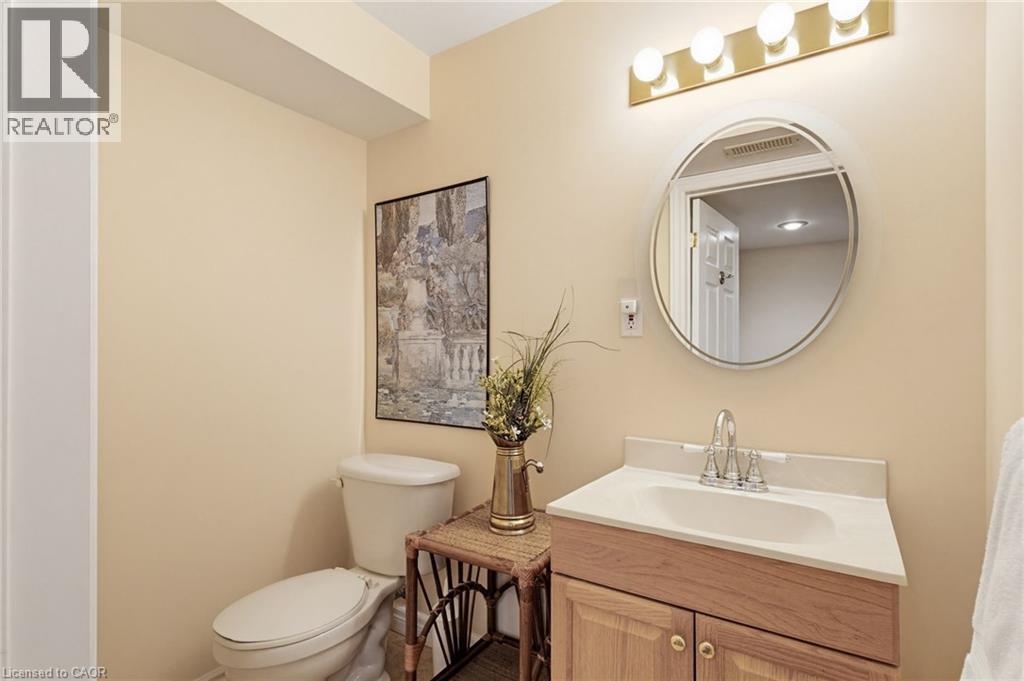 102 Northernbreeze Street, Mount Hope, Ontario  L0R 1W0 - Photo 31 - 40822340