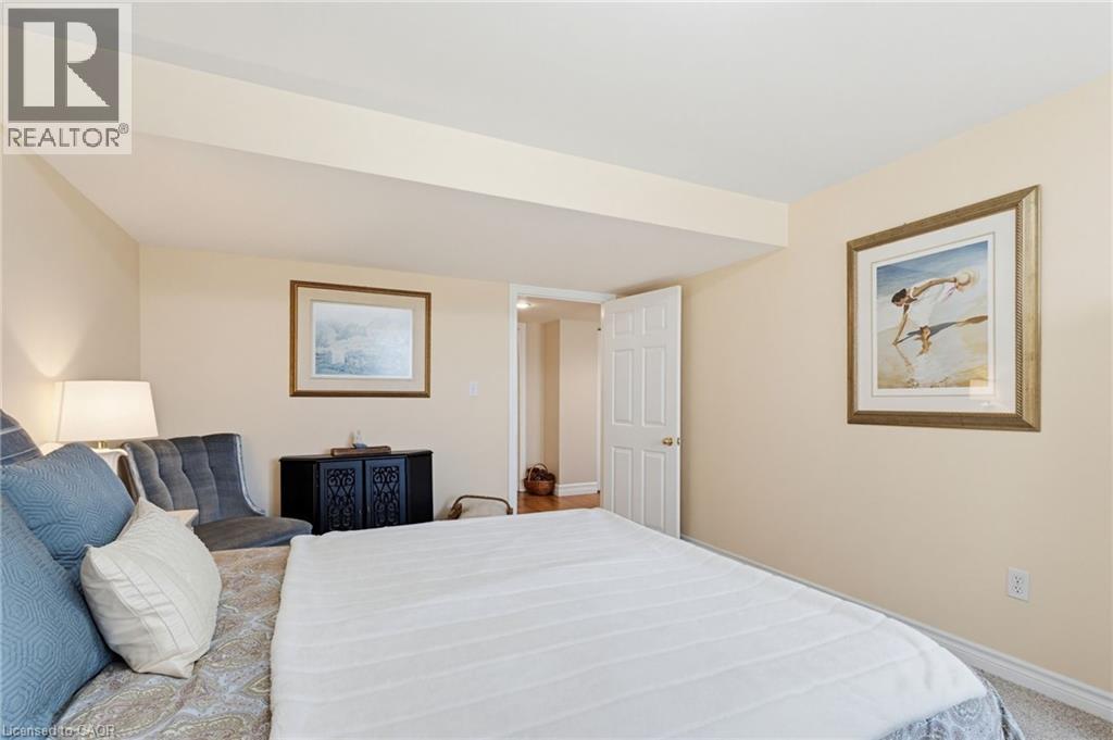 102 Northernbreeze Street, Mount Hope, Ontario  L0R 1W0 - Photo 30 - 40822340