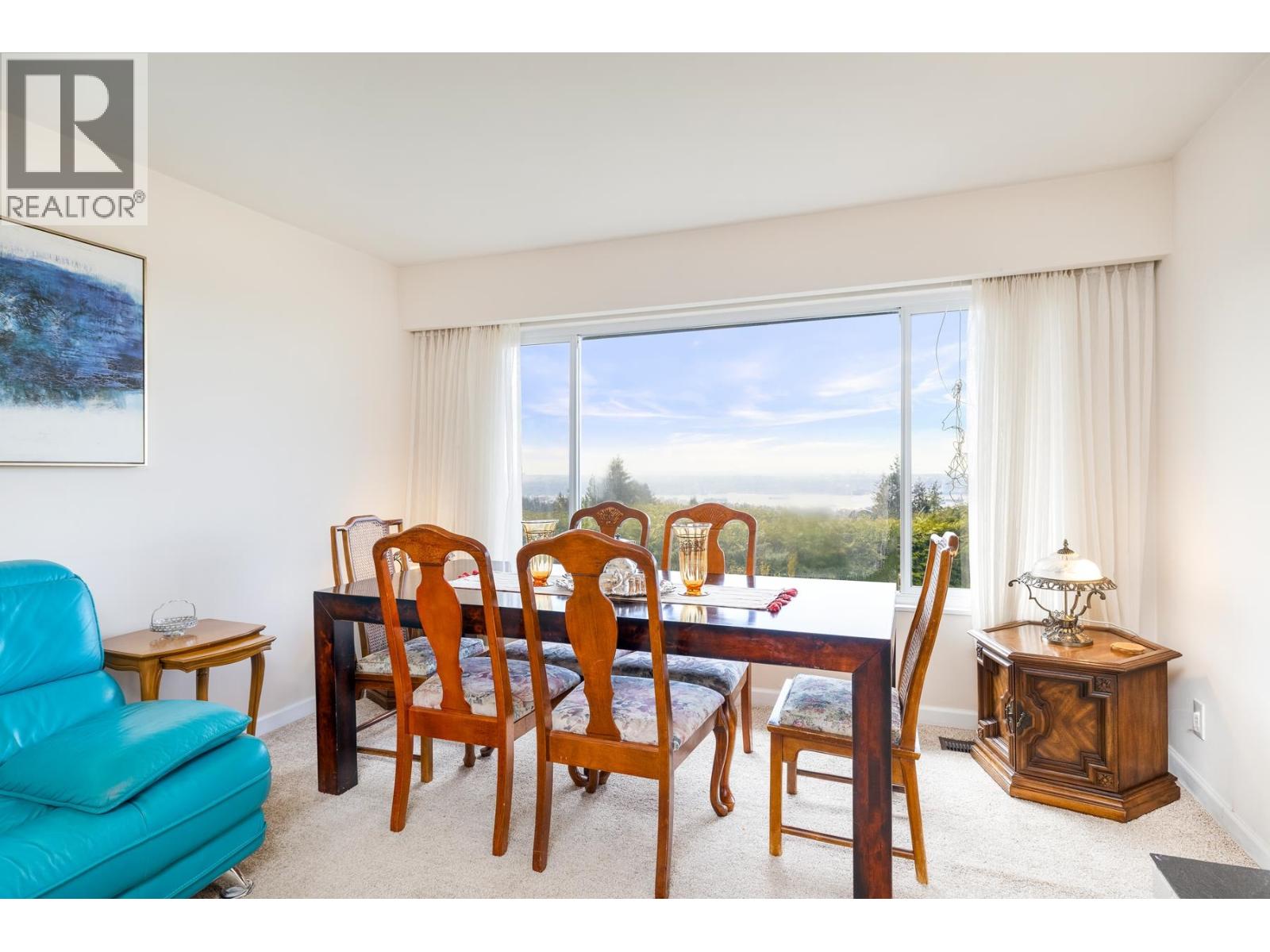 403 Newdale Court, North Vancouver, British Columbia  V7N 3H3 - Photo 10 - R3114652