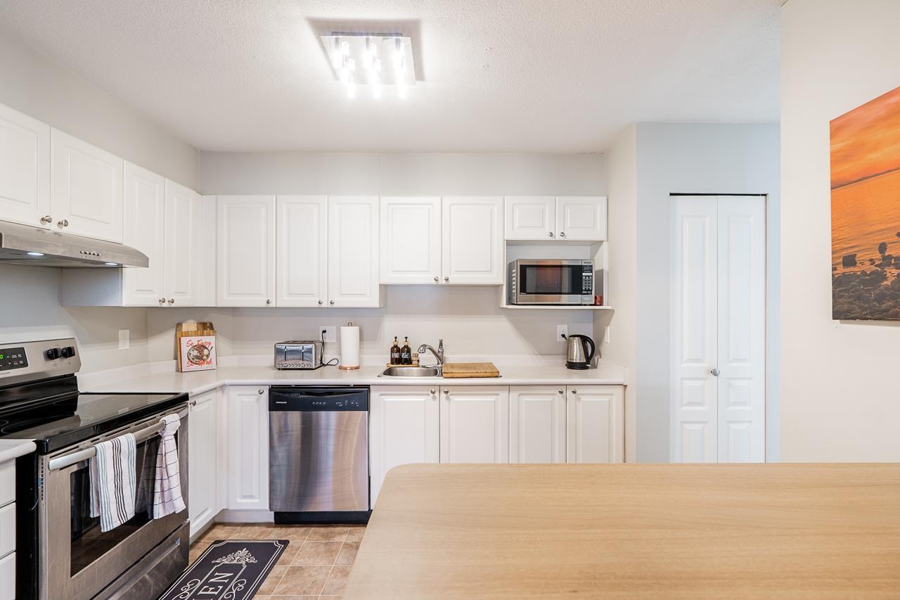 104 13955 Laurel Drive, Surrey, British Columbia  V3T 1A8 - Photo 11 - R3114467