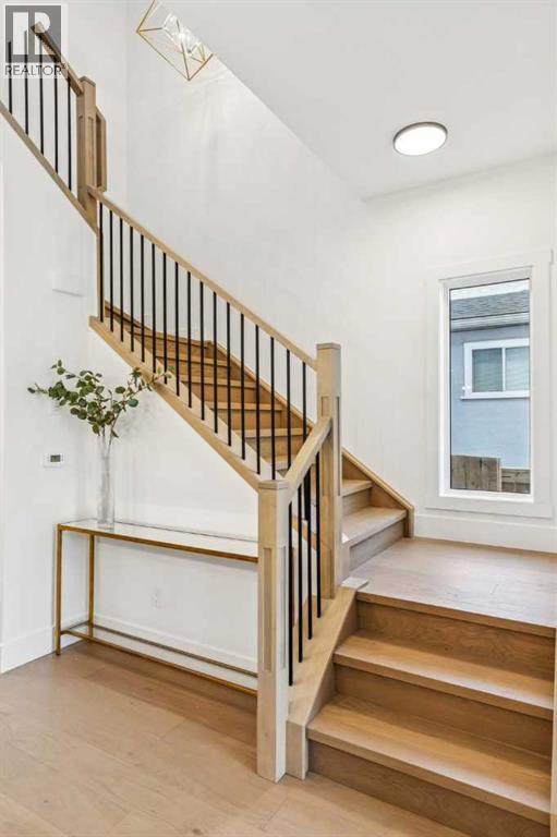 2426 27 Street SW, Calgary, Alberta  T3E 2G3 - Photo 10 - A2286658