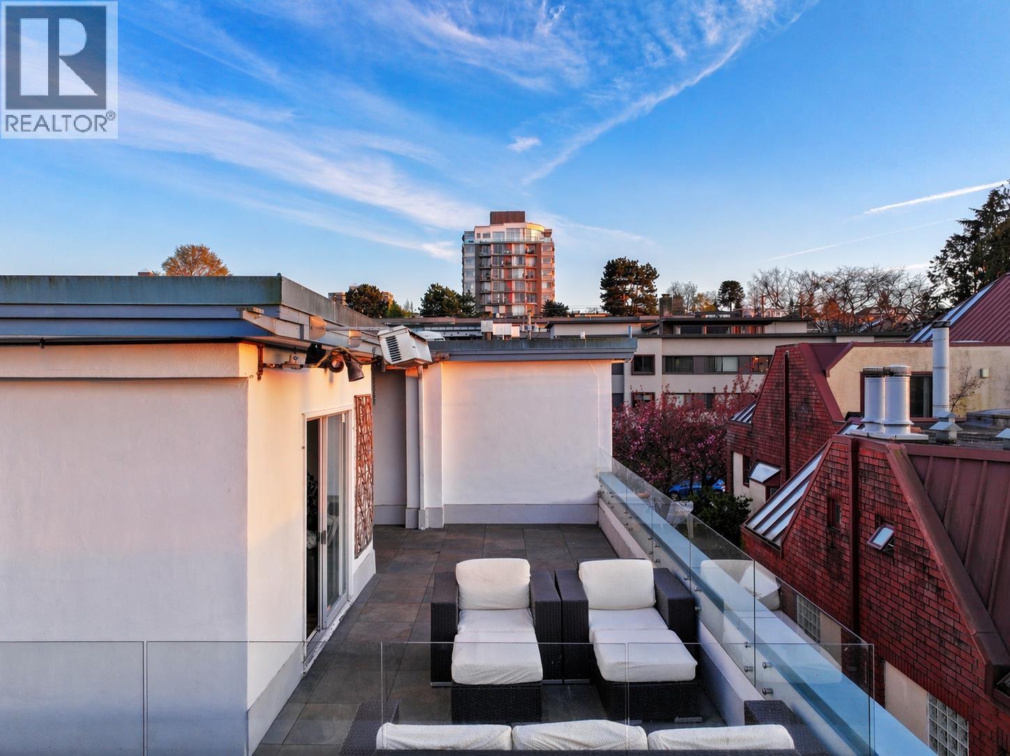 306 2469 Cornwall Avenue, Vancouver, British Columbia  V6K 1B9 - Photo 3 - R3113605