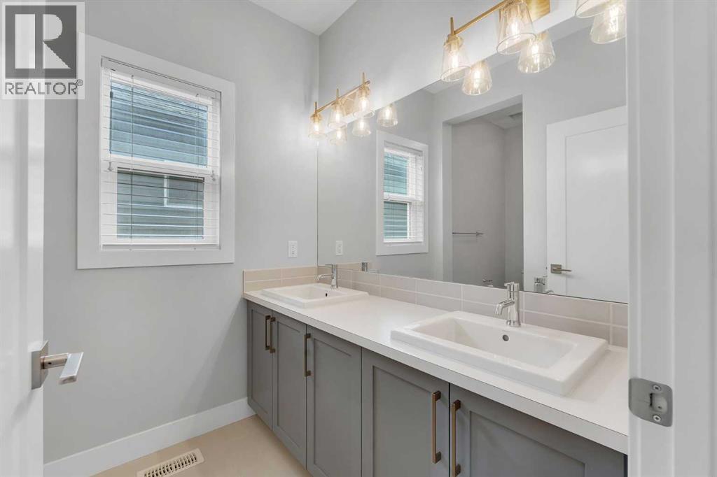 81 Carringvue Manor NW, Calgary, Alberta  T3P 1L7 - Photo 29 - A2296085