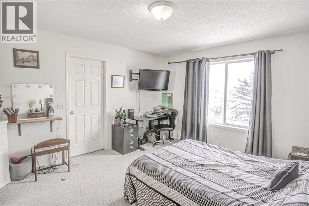 207 Crystalridge Place, Okotoks, Alberta  T1S 1T9 - Photo 18 - A2298825
