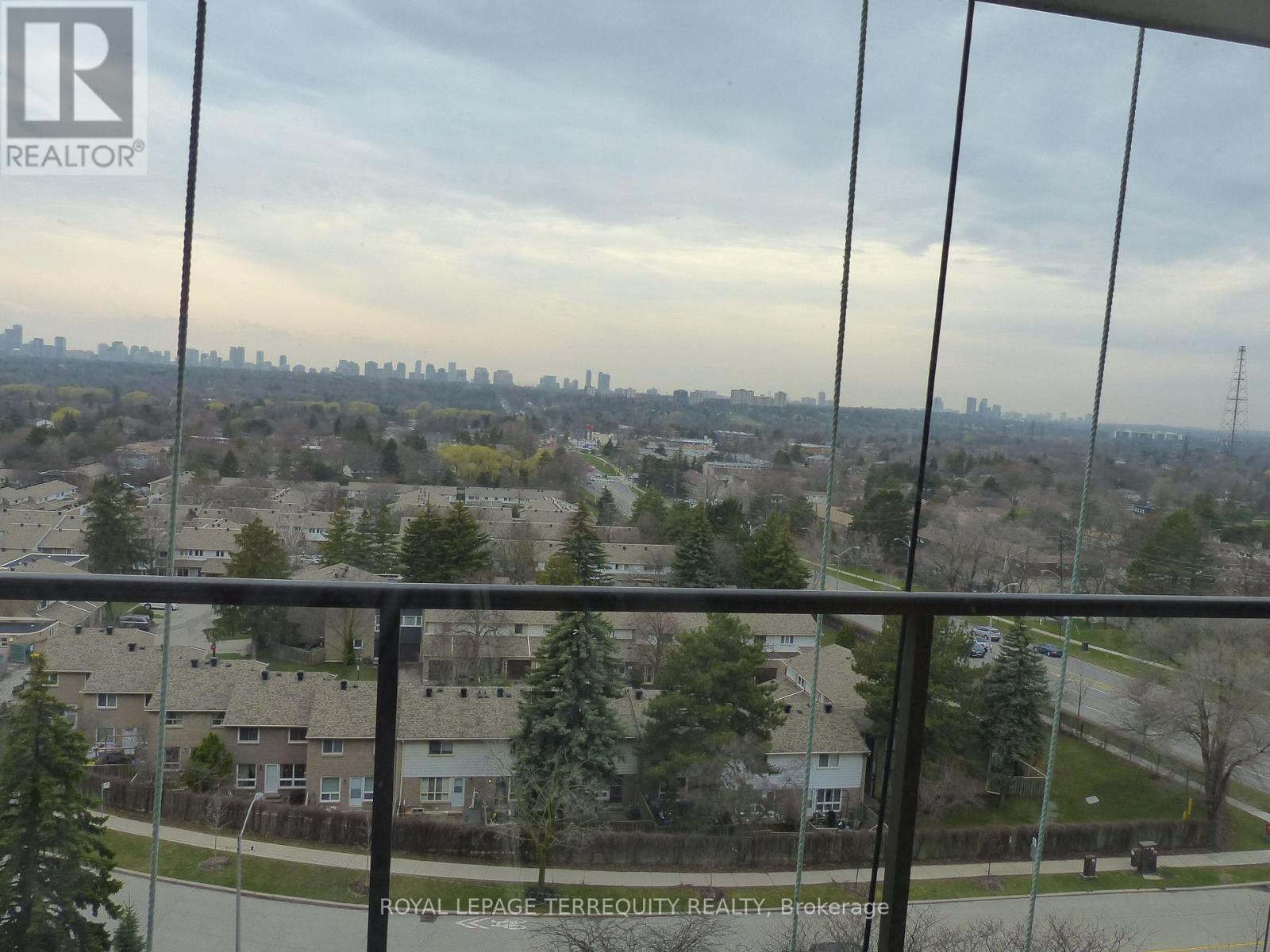 906 - 177 Linus Road, Toronto, Ontario  M2J 4S5 - Photo 18 - C13032184