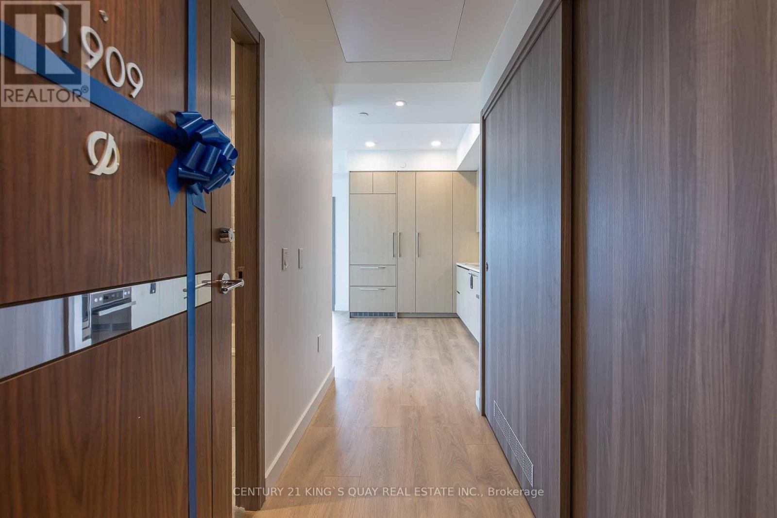 1909 - 95 Mcmahon Drive, Toronto, Ontario  M2K 0H2 - Photo 2 - C13032270