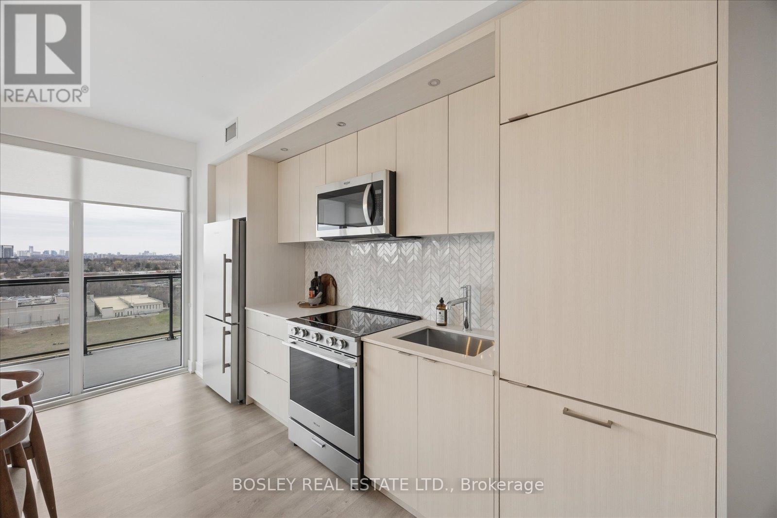 1603 - 30 Inn On The Park Drive, Toronto, Ontario  M3C 0P7 - Photo 13 - C13032302