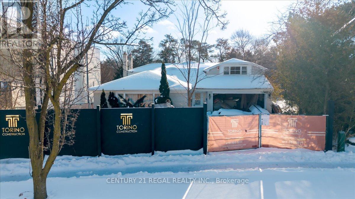 11 Montressor Drive, Toronto, Ontario  M2P 1Y9 - Photo 6 - C13032356