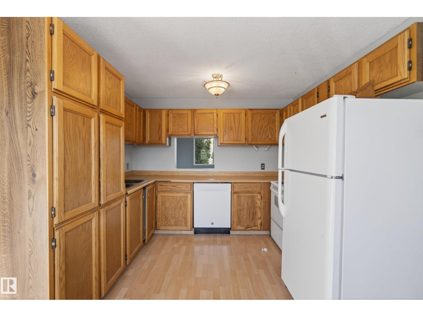 276 Vantage Ln, Sherwood Park, Alberta  T8A 4J2 - Photo 7 - E4483572