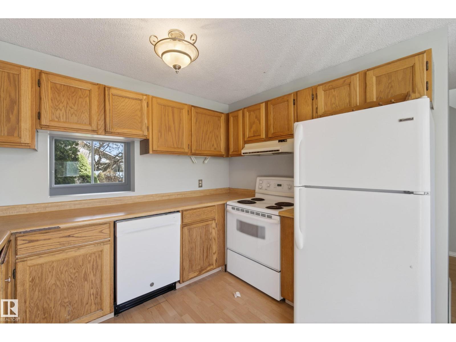 276 Vantage Ln, Sherwood Park, Alberta  T8A 4J2 - Photo 9 - E4483572