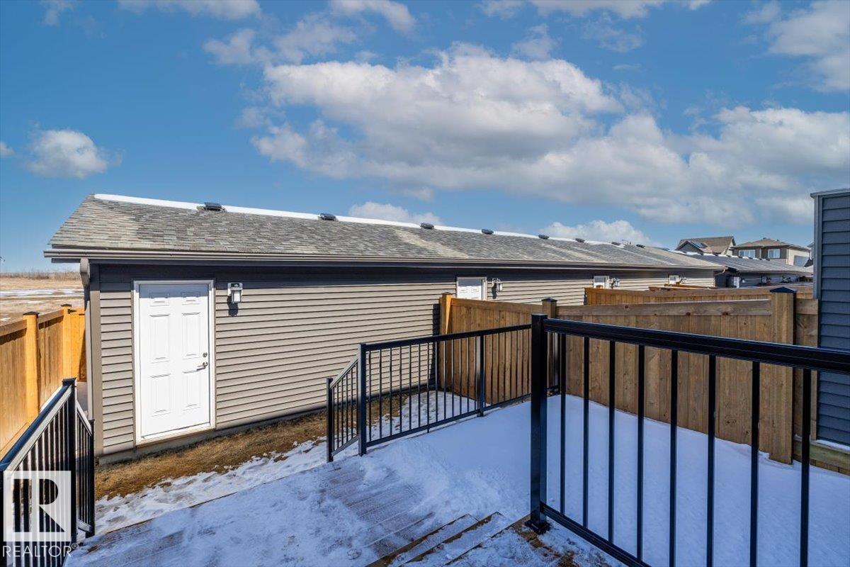 2418 Trumpeter Wy Nw, Edmonton, Alberta  T5S 0R9 - Photo 17 - E4483574