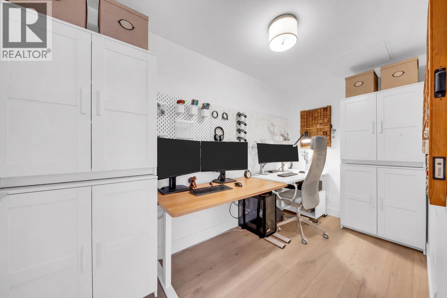 305 2707 Library Lane, North Vancouver, British Columbia  V7J 0C6 - Photo 22 - R3114615