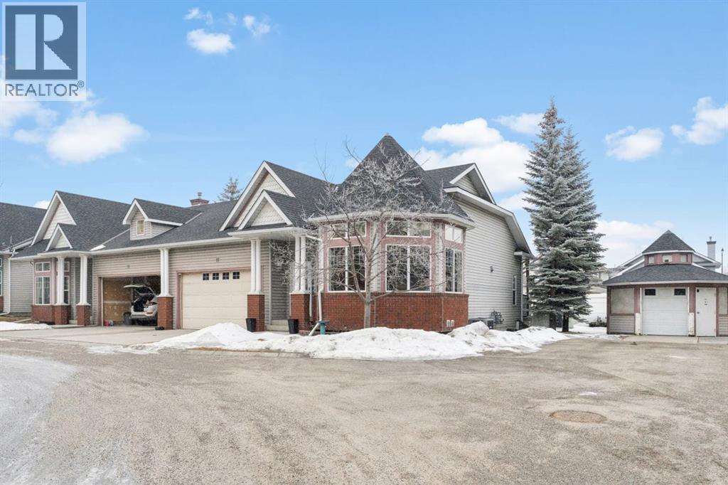 17 Prestwick Pond Terrace SE, Calgary, Alberta  T2Z 3Z7 - Photo 1 - A2303713