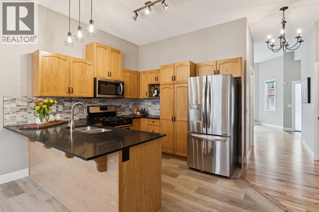 17 Prestwick Pond Terrace SE, Calgary, Alberta  T2Z 3Z7 - Photo 9 - A2303713