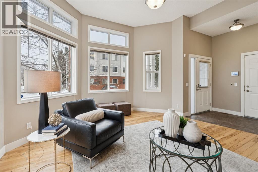 17 Prestwick Pond Terrace SE, Calgary, Alberta  T2Z 3Z7 - Photo 6 - A2303713