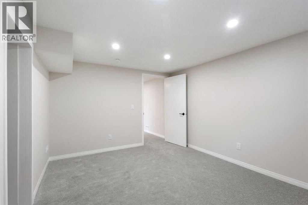 811 Seattle Drive Sw, Calgary, Alberta  T2W 0M9 - Photo 21 - A2304033