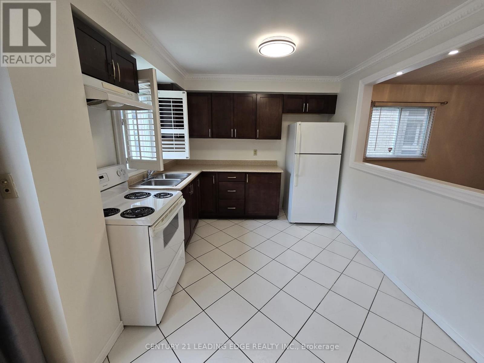 Main - 1592 Marshcourt Drive, Pickering, Ontario  L1V 6G3 - Photo 7 - E13032186