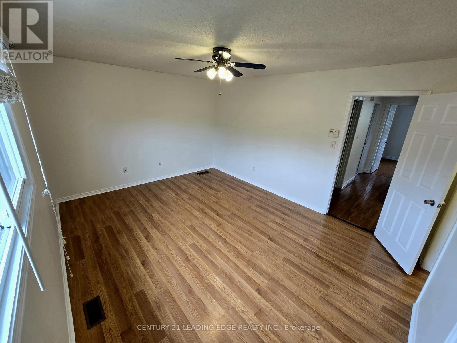 Main - 1592 Marshcourt Drive, Pickering, Ontario  L1V 6G3 - Photo 9 - E13032186