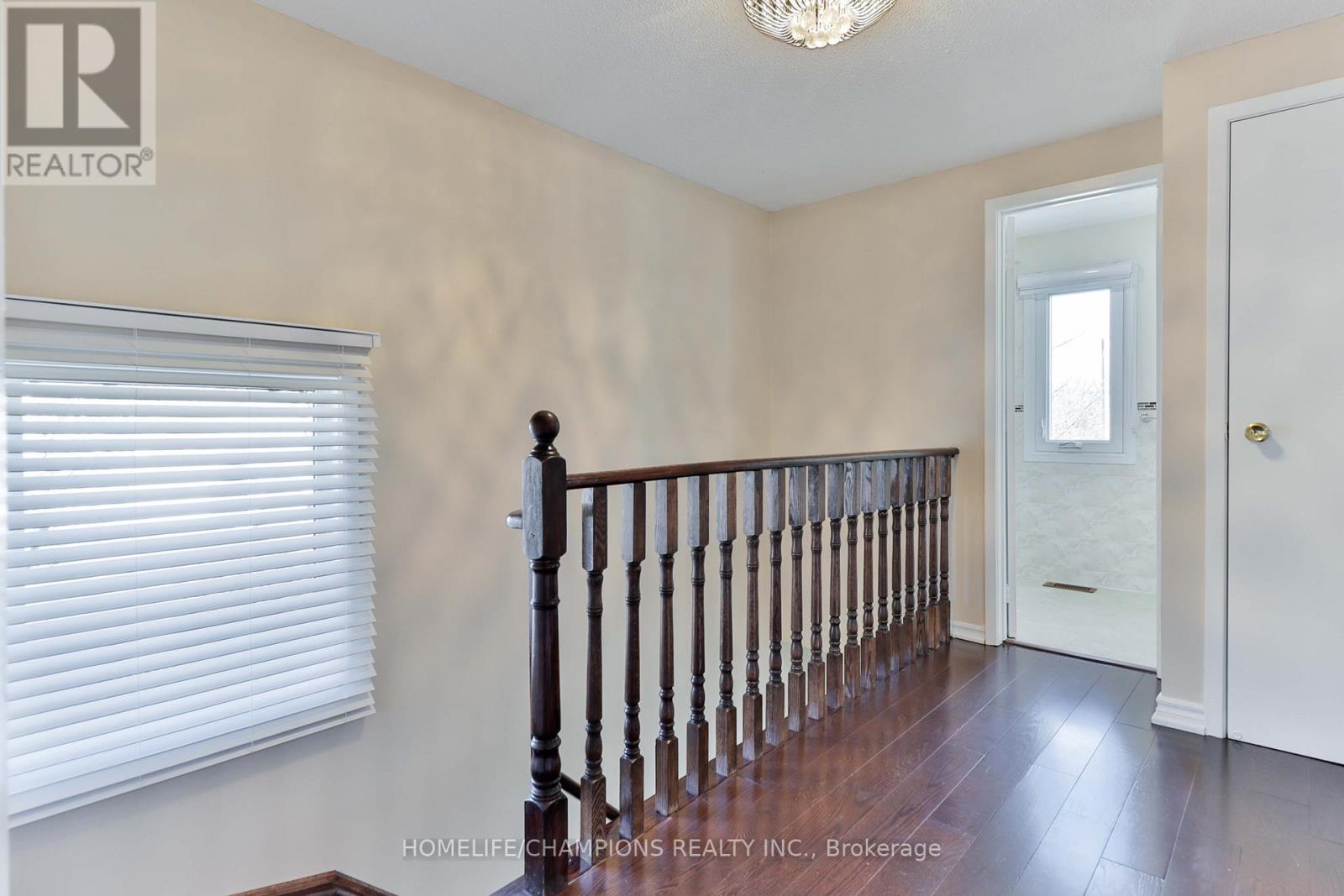 188 Large Crescent, Ajax, Ontario  L1T 2R2 - Photo 13 - E13032204