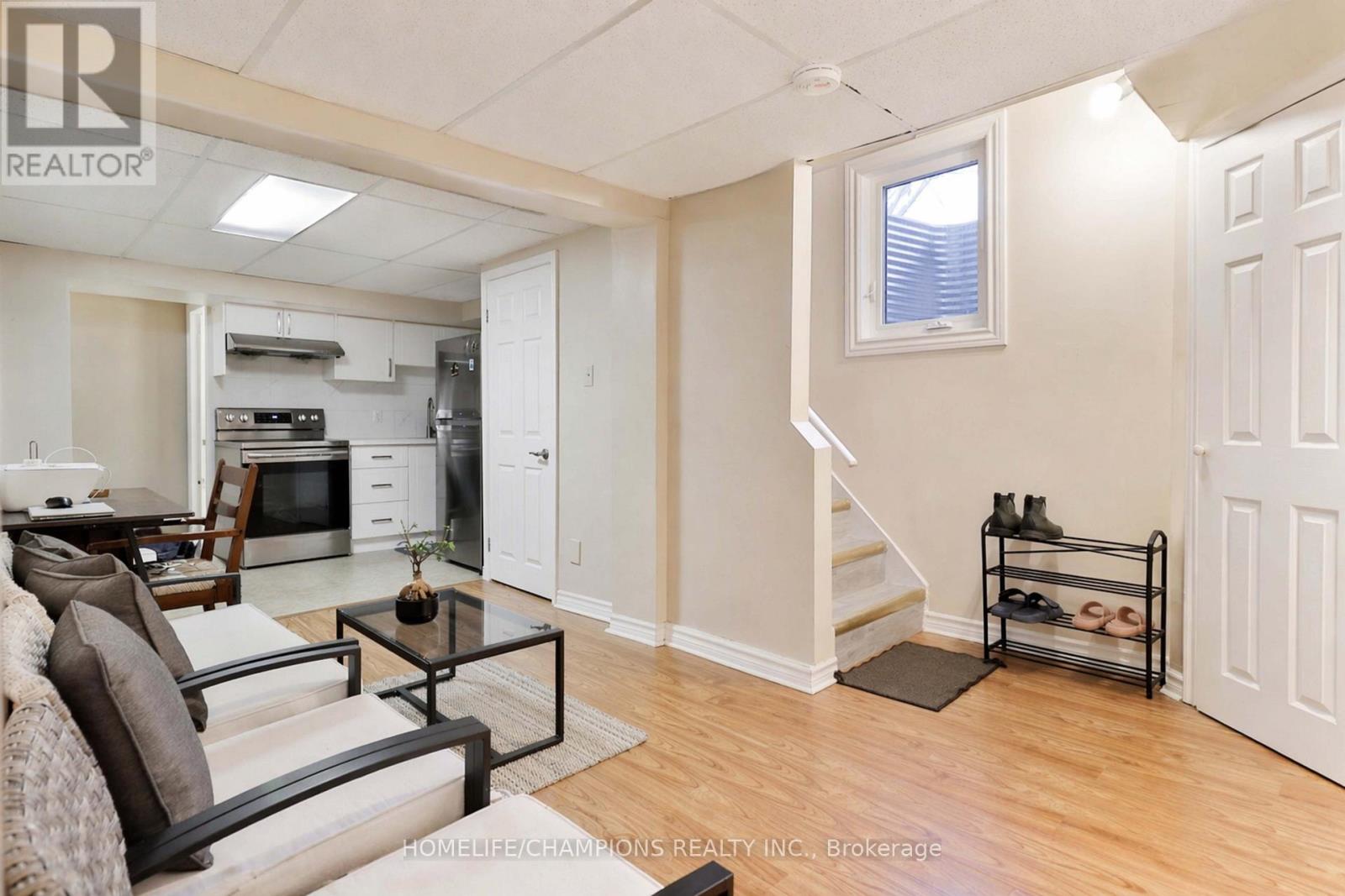 188 Large Crescent, Ajax, Ontario  L1T 2R2 - Photo 25 - E13032204