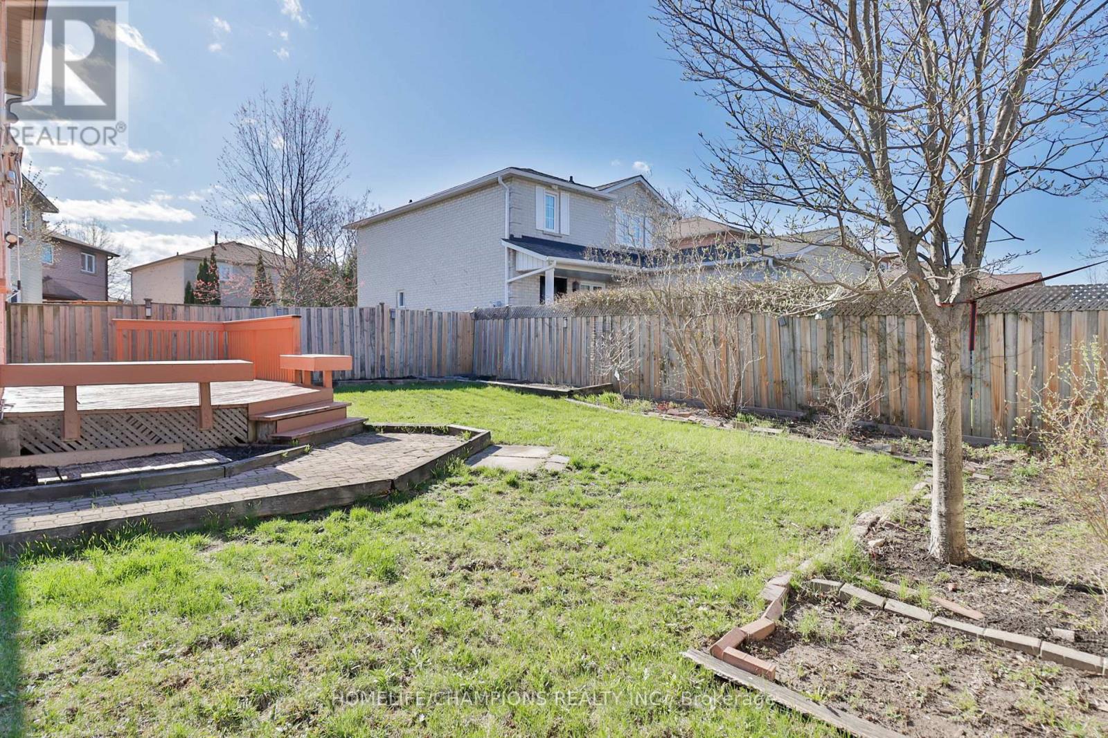 188 Large Crescent, Ajax, Ontario  L1T 2R2 - Photo 34 - E13032204