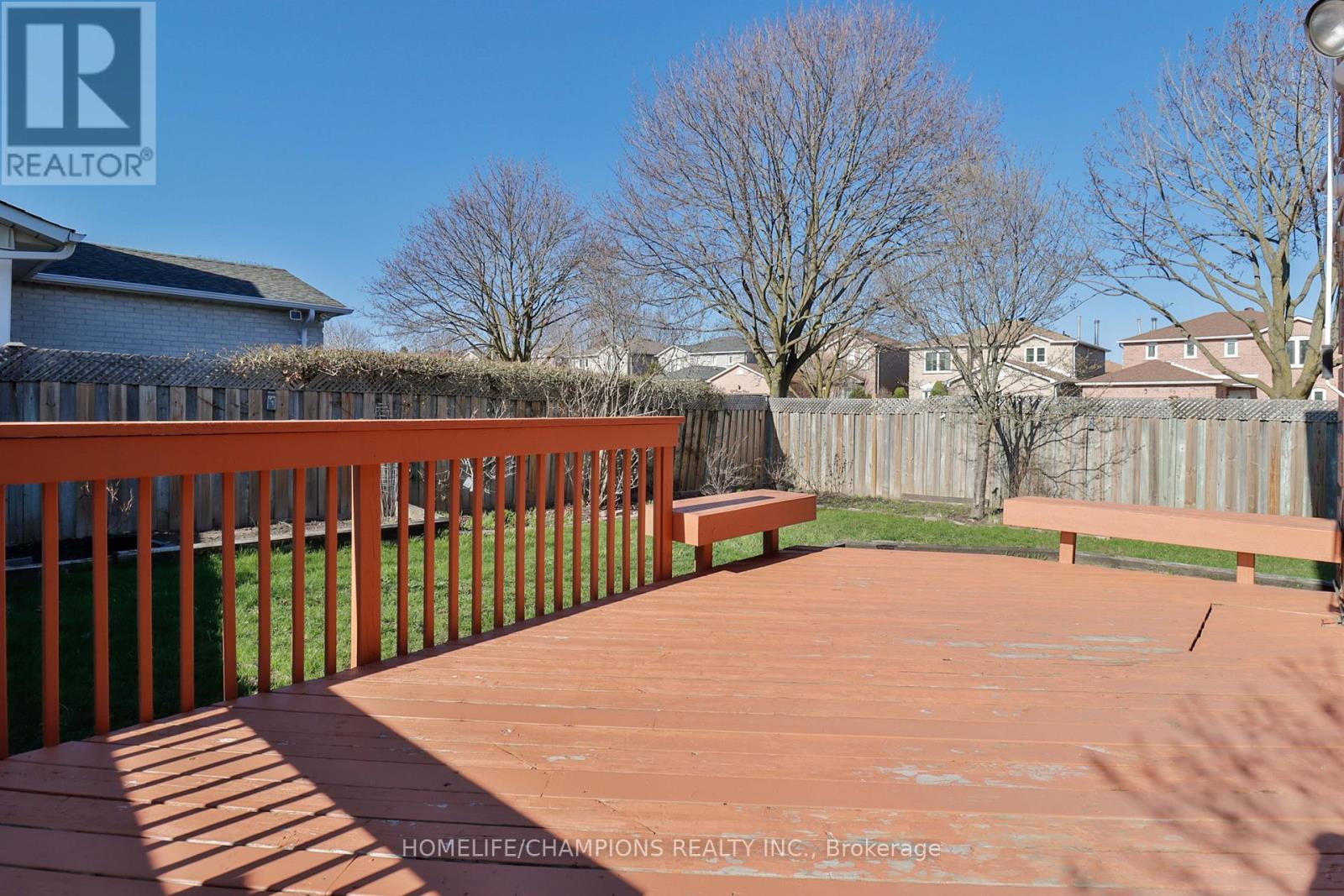 188 Large Crescent, Ajax, Ontario  L1T 2R2 - Photo 38 - E13032204