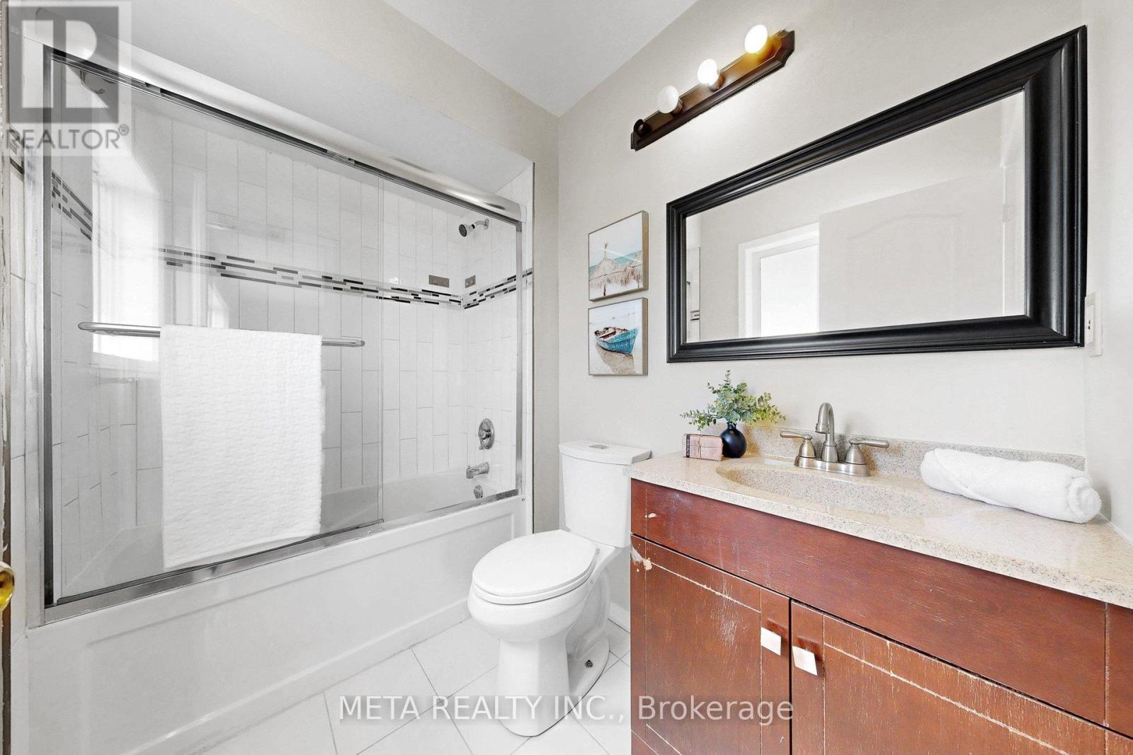 74 Mcsweeney Crescent, Ajax, Ontario  L1T 4G2 - Photo 24 - E13032238