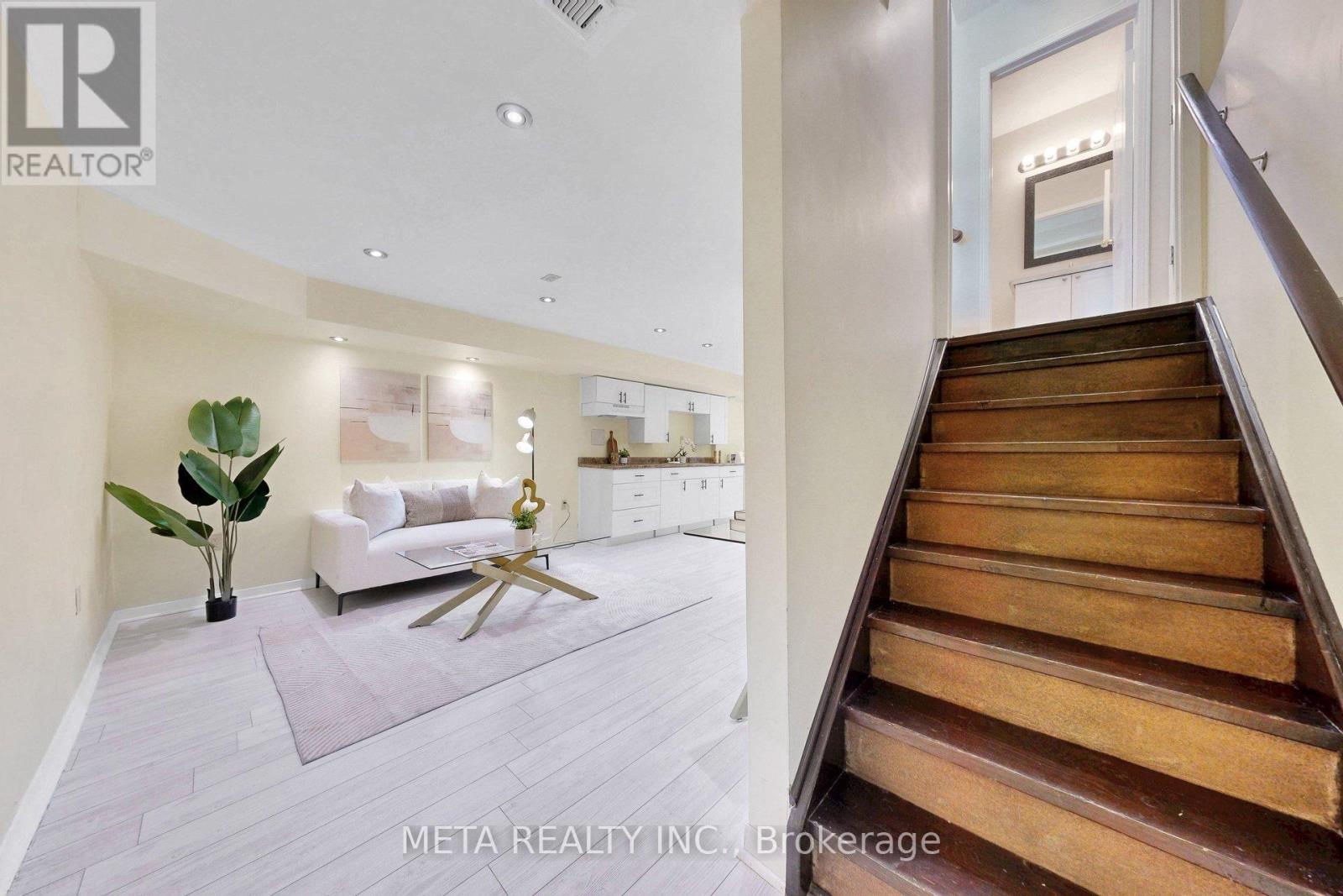 74 Mcsweeney Crescent, Ajax, Ontario  L1T 4G2 - Photo 31 - E13032238