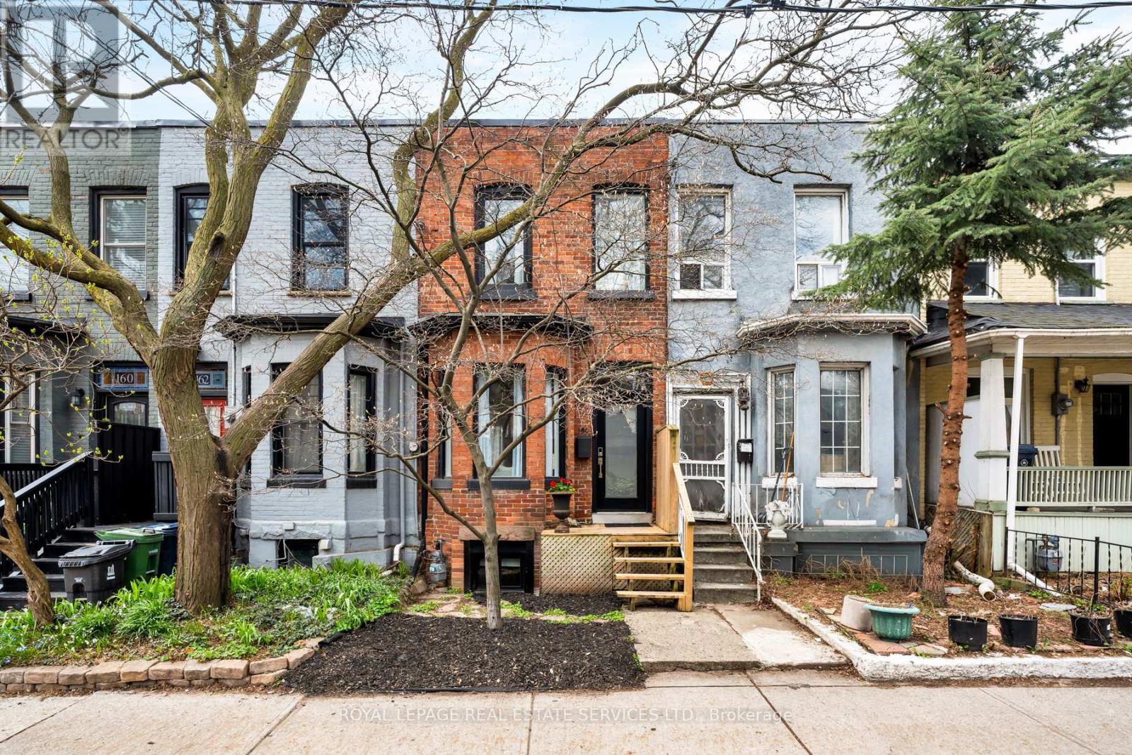 164 MUNRO STREET, Toronto, Ontario