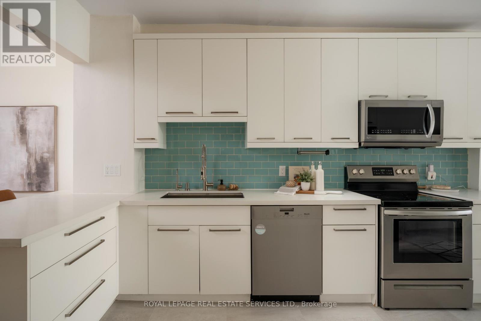 164 Munro Street, Toronto, Ontario  M4M 2B9 - Photo 15 - E13032300