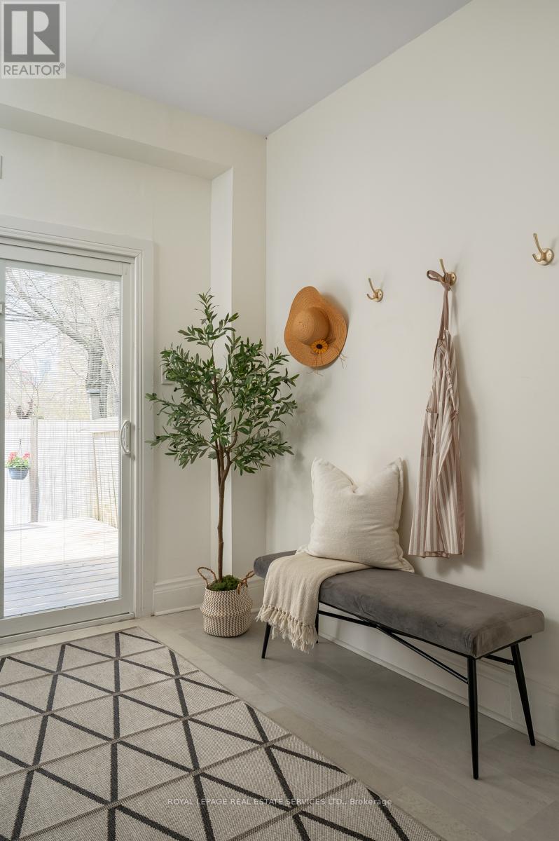 164 Munro Street, Toronto, Ontario  M4M 2B9 - Photo 19 - E13032300