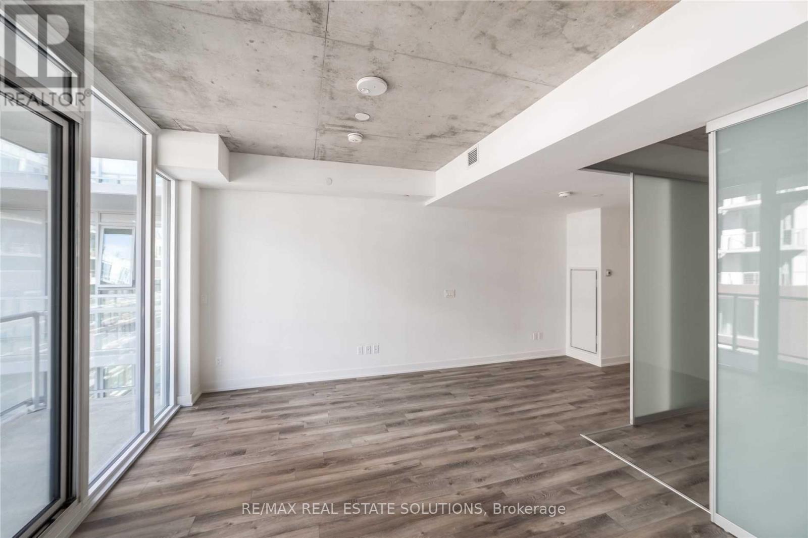 722 - 15 Baseball Place, Toronto, Ontario  M4M 0E6 - Photo 4 - E13032318