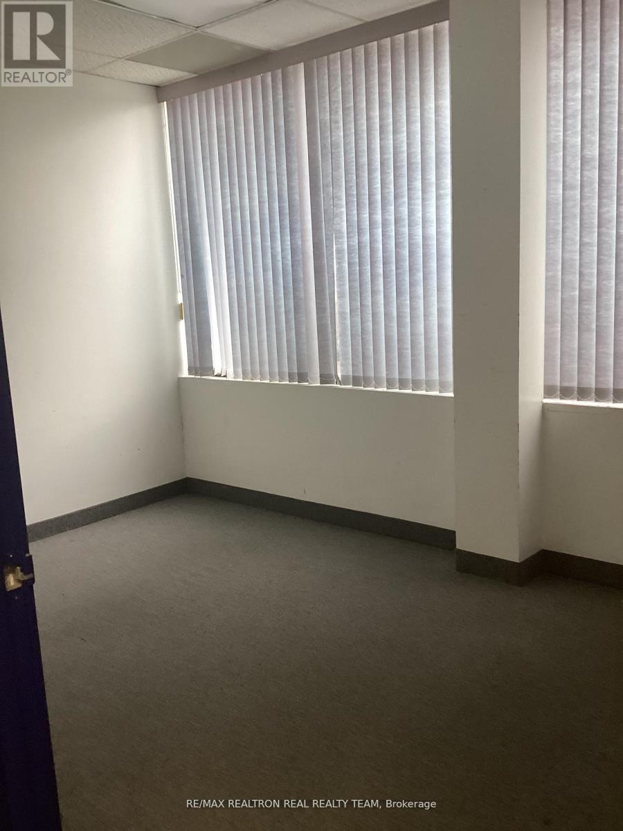 209 - 3300 Mcnicoll Avenue, Toronto, Ontario  M1V 5J6 - Photo 13 - E13032346